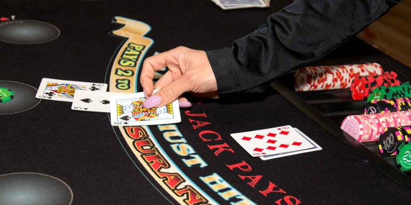 Hướng dẫn chi tiết về cách chơi bài Blackjack